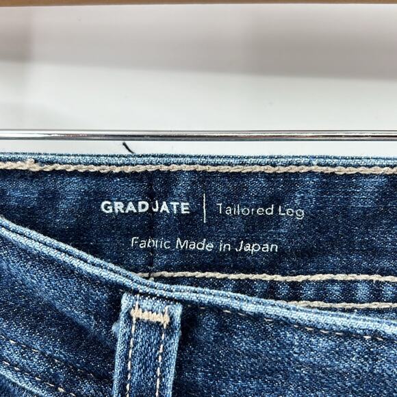 AG Men's Denim 360 Graduate Tailored Leg - Medium Wash - 30 - Picture 4 of 9